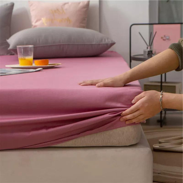 Cotton Fitted Bed Sheet With Pillows - Pink
